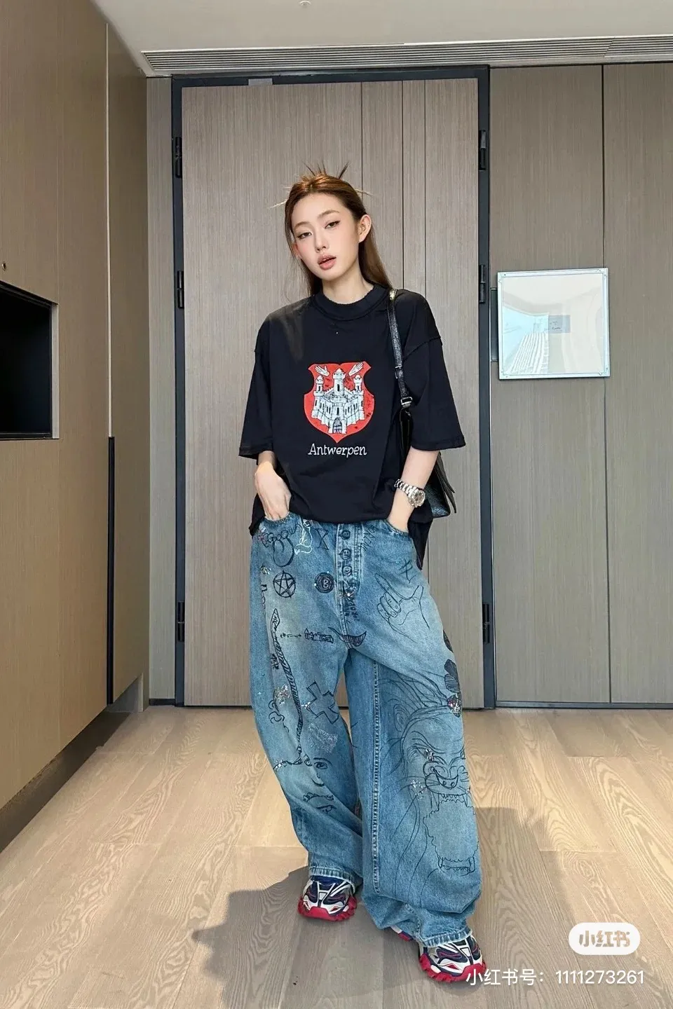 # Balenciaga/ # T Same Style